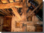 foto rotte houtconstructie door lek dak